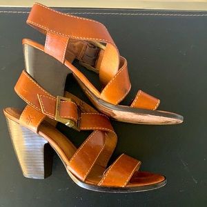 Frye Amy Crisscross Tan Leather Size 9.5